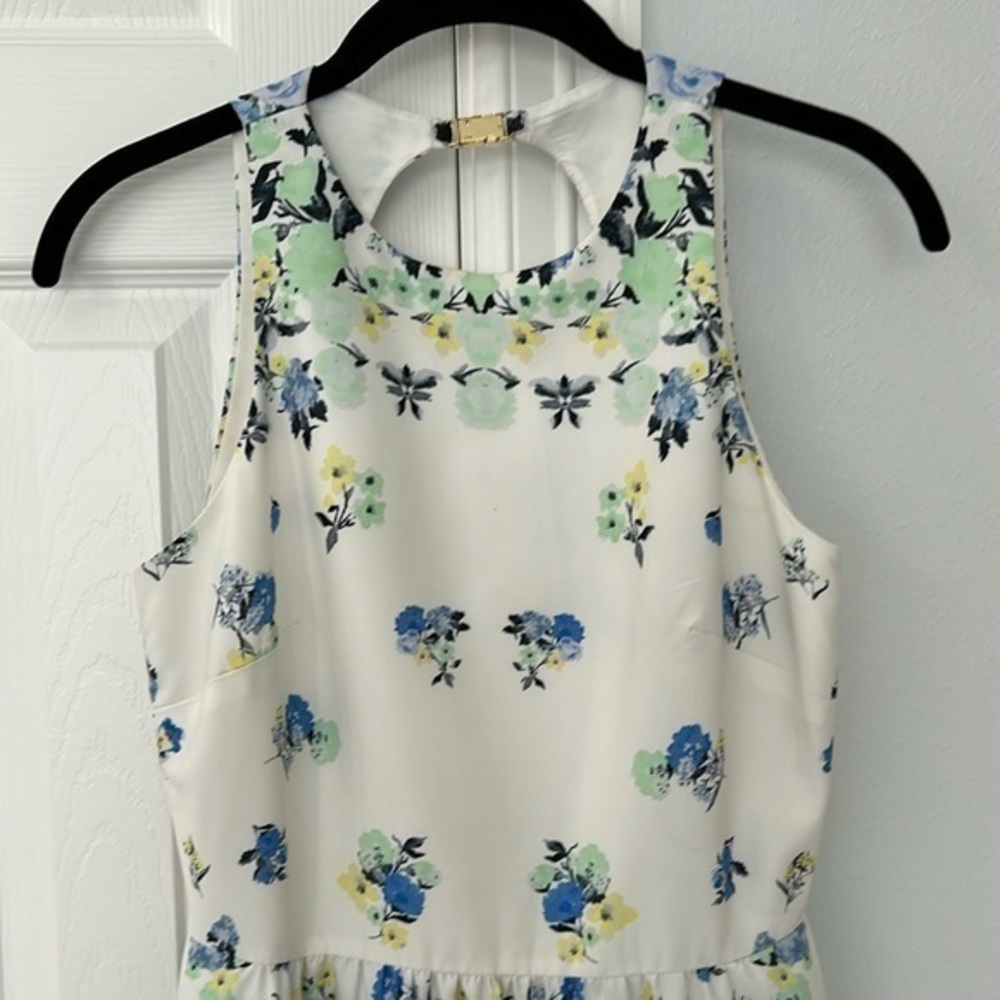 like new Cynthia steffe size 0 midi dress ptp 16